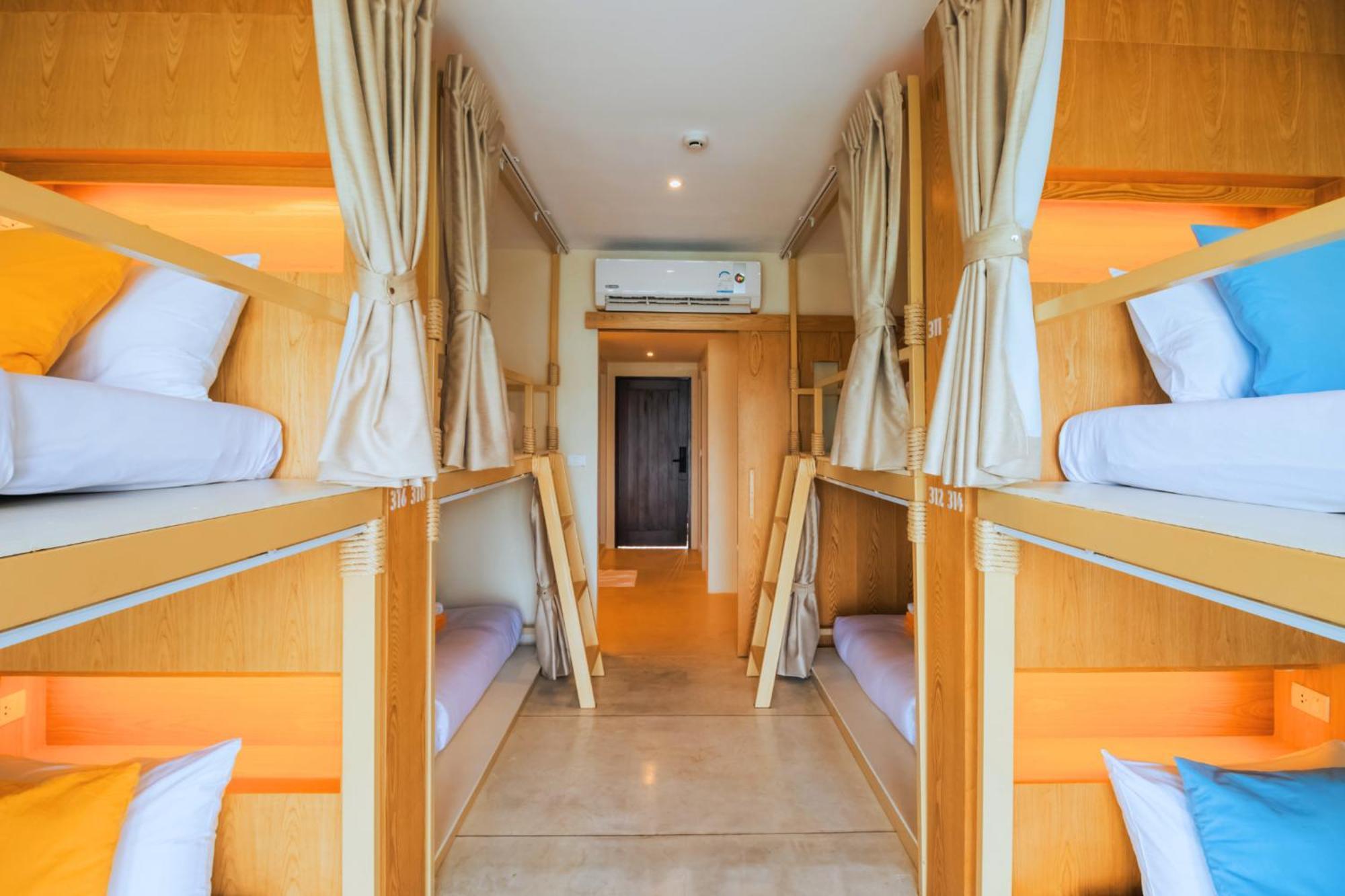 Sea Sun Bed & Beyond Hotel Bang Rak Beach  Bagian luar foto