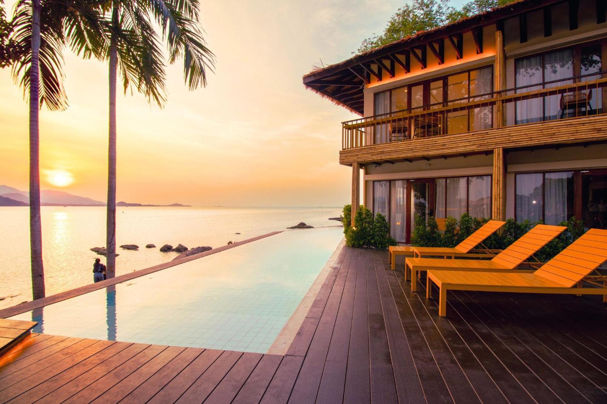 Sea Sun Bed & Beyond Hotel Bang Rak Beach  Bagian luar foto